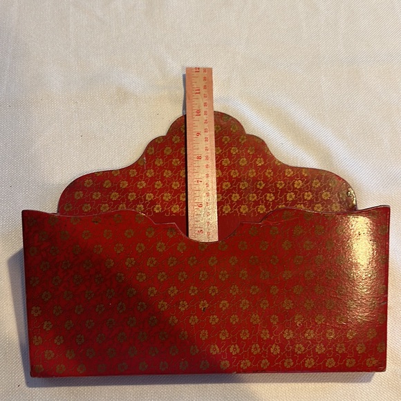 MCM hanging mail wall basket. - Picture 5 of 5